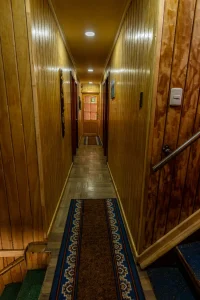 Pasillo habitaciones hostal